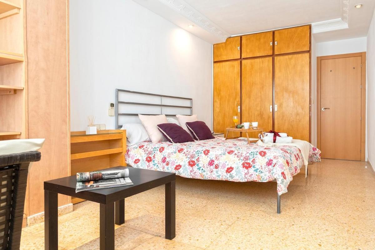 -Malagasunapts- West Beach Malaga Seafood & Relax Exterior foto